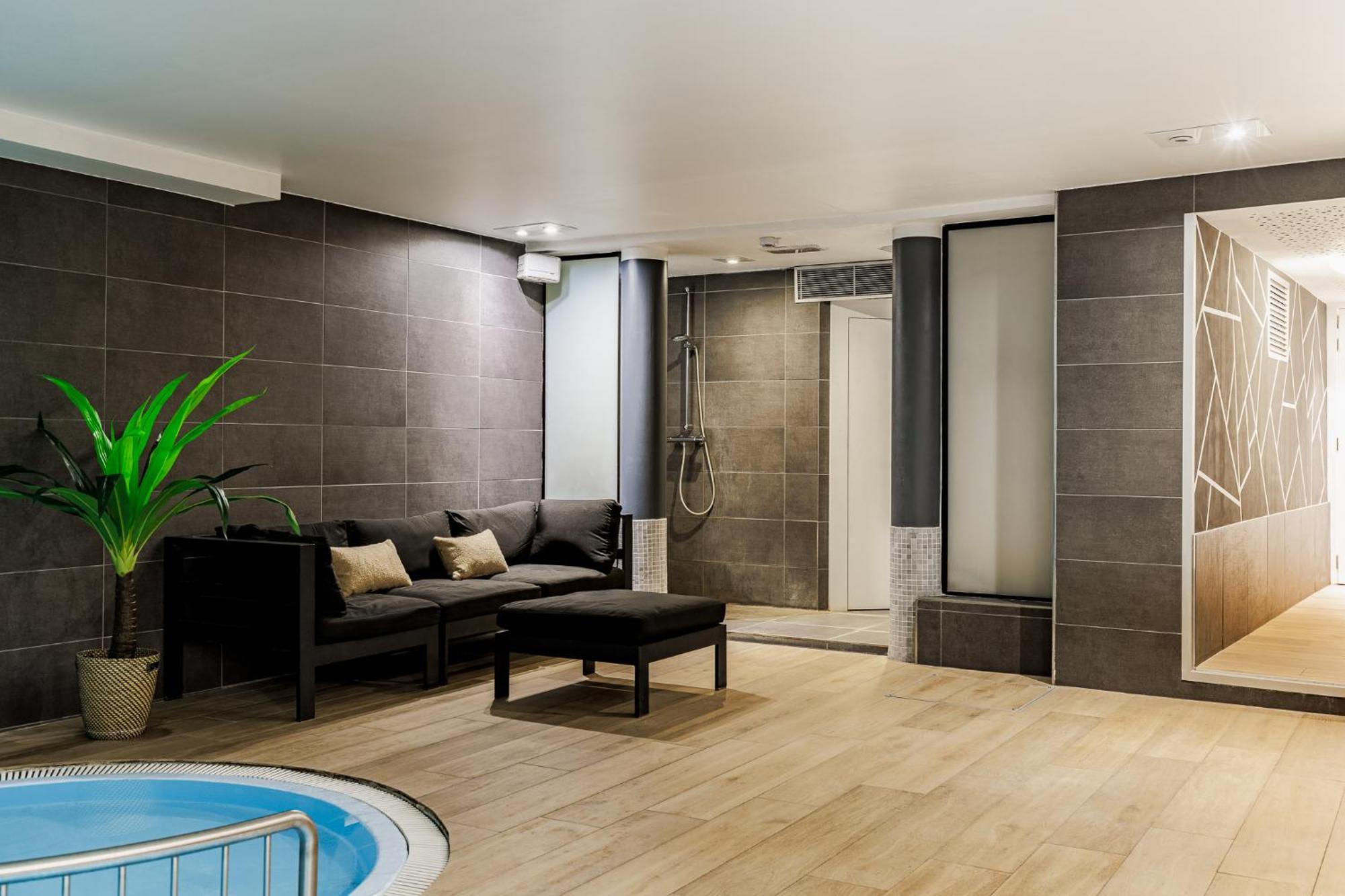 Hotel Saint Sauveur By Wp Hotels Бланкенберге Екстериор снимка